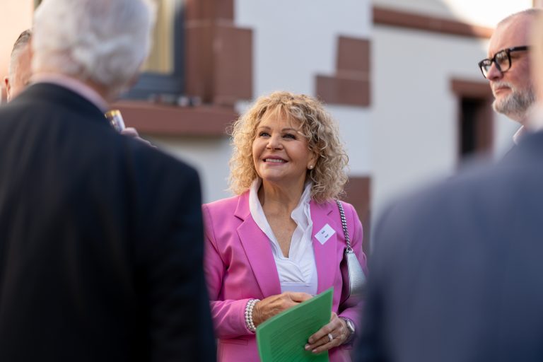 Was transportieren wir mit KI, dem «schnellsten Fahrzeug», das wir je hatten?